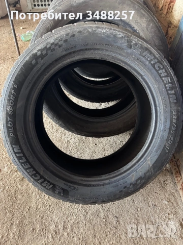 Гуми мишелин 225/55/17 дот23, снимка 4 - Гуми и джанти - 54234658