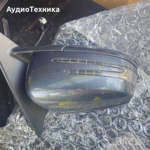 Оригинално дясно огледало за Мерцедес C класа, снимка 2 - Части - 54901151