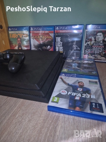 playstation 4 pro Запазен със 6 игри подарък
