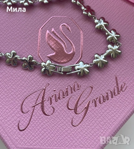 Swarovski - Ariana Grande x Swarovski Цвете колие / Ново, снимка 4 - Колиета, медальони, синджири - 54567604