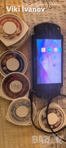 PSP 2004+6 диска и зарядно, снимка 2 - PlayStation конзоли - 55323568