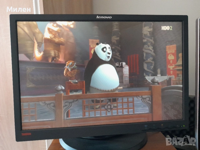 Монитор Lenovo
