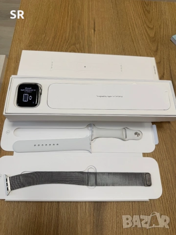 Apple Watch SE (2nd Gen) 44mm Silver – като нов!, снимка 2 - Смарт часовници - 55062846