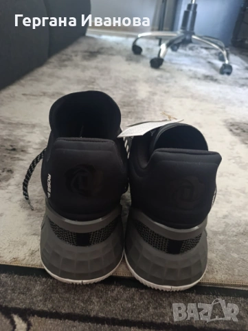 Adidas Adizero Rose 11, снимка 2 - Маратонки - 54906055