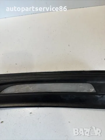 Вътрешна декоративна лайсна задна лява за BMW F10 F11 530 Sedan (2012) 50780-1, снимка 2 - Части - 55360019