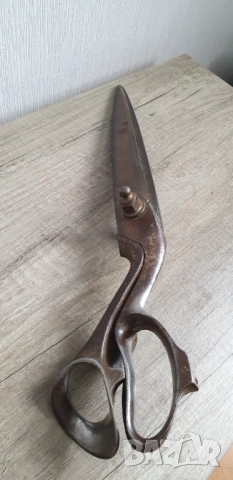 Големи шивашки ножици от началото на 20-ти век, снимка 8 - Антикварни и старинни предмети - 54008426