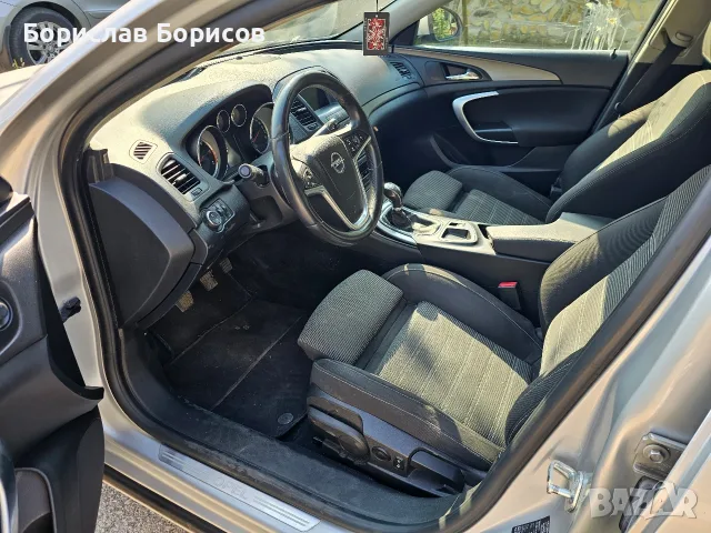Opel Insignia 2.0CDTI, снимка 8 - Автомобили и джипове - 55622804
