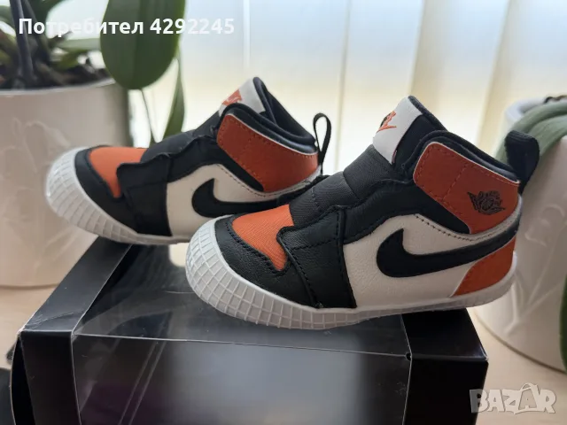 Бебешки маратонки Nike, снимка 2 - Детски маратонки - 55595966