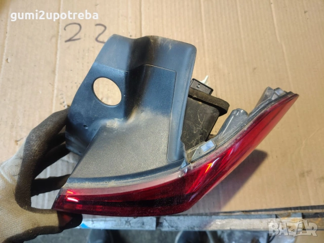 Десен Стоп Външен 3G9945096G Volkswagen Passat B9 1.5 eTSI 150кс 2024г Бензин Комби, снимка 2 - Части - 54883300