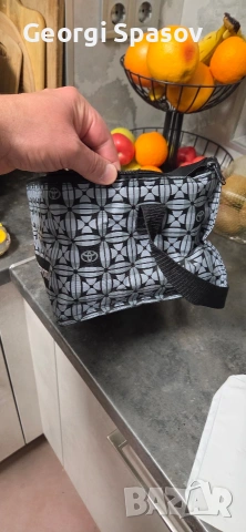 Сооling bag Toyota,за толо и студено, снимка 4 - Части - 54061449