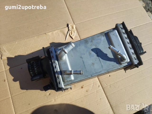 Интеркупер 04E145785M Volkswagen Passat B9 1.5 eTSI 150кс 2024г, снимка 2 - Части - 55147521