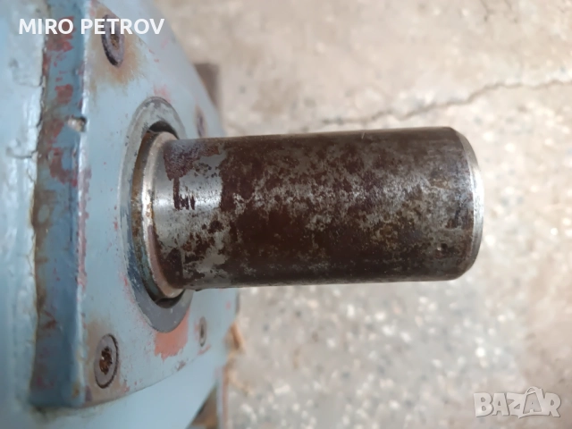 Продавам редуктор РЦЗ 80, снимка 3 - Други машини и части - 54623028