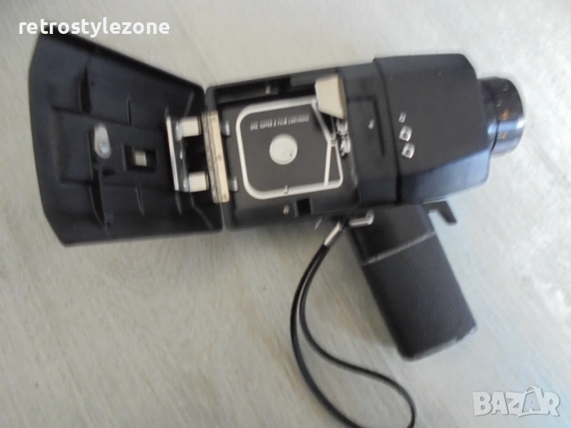 № 8571 Японска ретро камера YASHICA Super 600 Electro – Super 8  , снимка 4 - Други ценни предмети - 54271954
