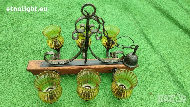 Красив полилей съчетание от дървена греда, ковано желязо и 6 стъкленици , снимка 5 - Полилеи - 53965486