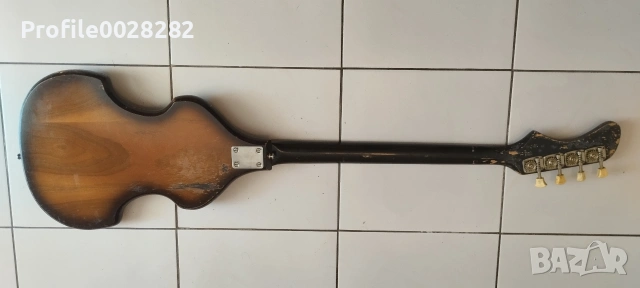 Бас, снимка 2 - Китари - 54482423