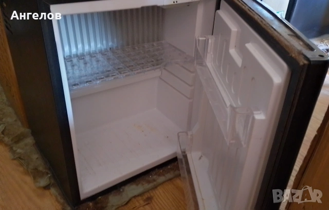 Пелтие минибар HTM 30T-12 Hartmann Minibar, снимка 2 - Хладилници - 54988582