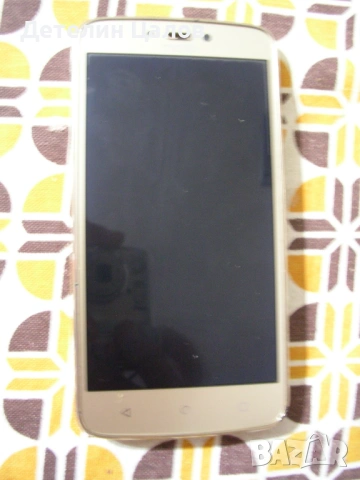Четири броя телефони смартфони, снимка 9 - Motorola - 54656508