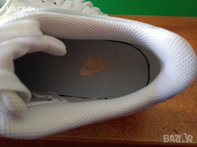 Маратонки Nike Court Vision Low Номер 37,5 Стелка 25 см. 100% Оригинални Внос от Англия, снимка 9 - Маратонки - 54691021