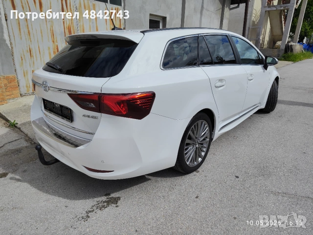 Toyota Avensis 1,8 full екстри, снимка 5 - Автомобили и джипове - 54725898