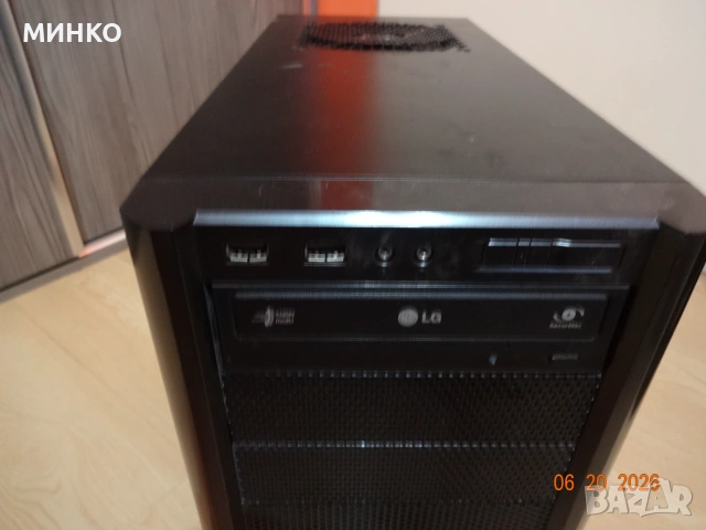Antec 300 Three Hundred , снимка 12 - Захранвания и кутии - 54987856