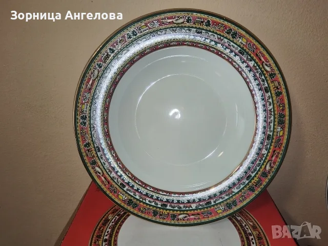 Неизползван Немски Коледен Порцеланов Комплект (8 части) – в оригинални кутии., снимка 3 - Сервизи - 55606633