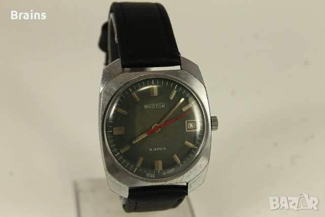 Стар Руски Часовник VOSTOK 2214 Със 18 Камъка, снимка 3 - Антикварни и старинни предмети - 55014345