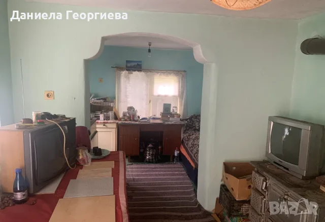 Собственик продава къща в кв. Сушица, снимка 15 - Къщи - 48890570