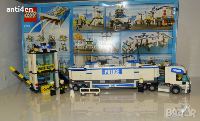 LEGO City 7743 – Полицейски мобилен команден център , снимка 10 - Конструктори - 55181883
