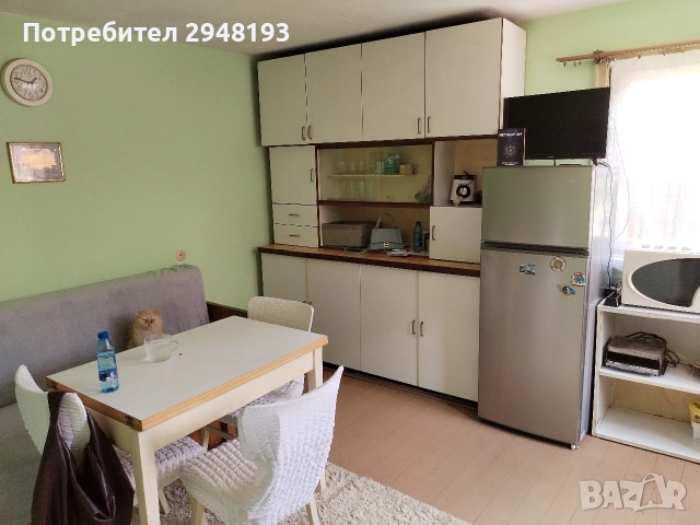 Къща с двор и гараж , снимка 18 - Къщи - 55150841