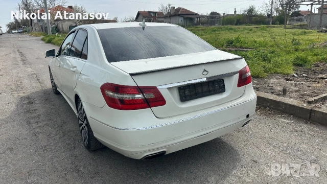 Mercedes E350 на части!, снимка 4 - Автомобили и джипове - 54220902