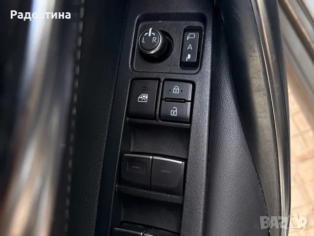 Toyota Corolla 2.0 Бензин Хибрид / 184 кс / Bi-Tone, снимка 17 - Автомобили и джипове - 55405870