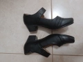 Продавам обувки с нисък ток , снимка 2