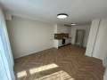 Собственик продава 3 стаен апартамент в кв. Възраждане 2, снимка 2