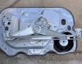 Метална кора със стъклоповдигач и говорител (предна дясна) Ford Focus Mk2, снимка 5