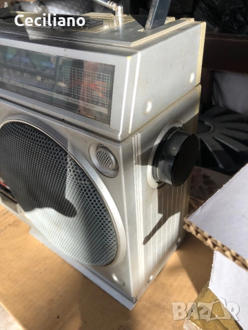 Радиокасетофон PHILIPS D8434, снимка 2 - Радиокасетофони, транзистори - 54720498