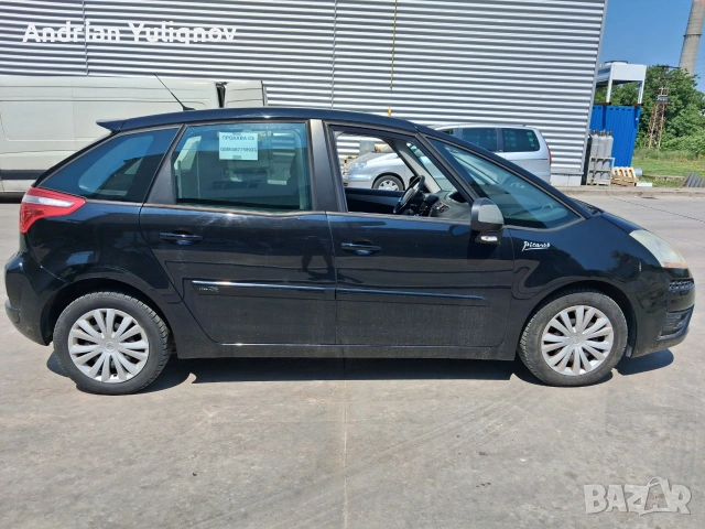 Citroen C4 Picasso, снимка 4 - Автомобили и джипове - 55061971