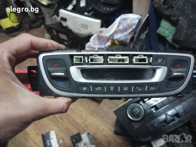  Климатичен  панел , табло за Renault Scenic , 275100026R, снимка 2 - Части - 54323377