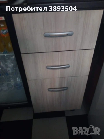Шкафове с плот за кухня, снимка 2 - Шкафове - 54666423