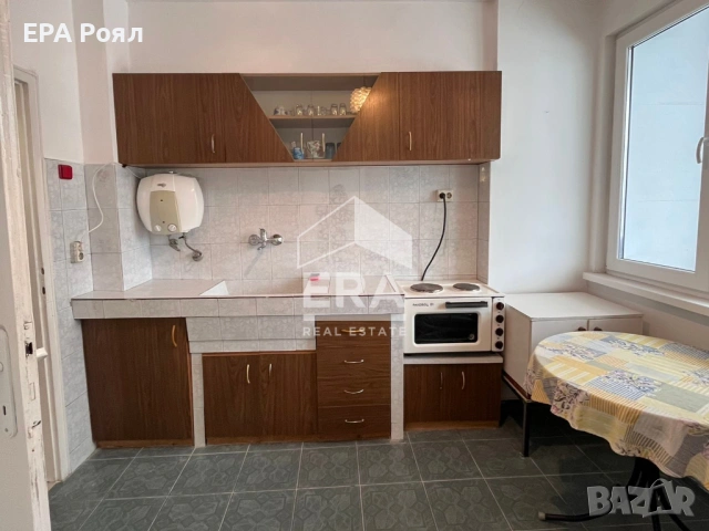 ЕКСКЛУЗИВНО: Основно реновиран тристаен апартамент в Централен южен район, ул. „Борисова“, снимка 8 - Апартаменти - 54038792