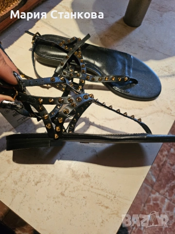 ZARA GOLT НОВИ сандали 36 номер