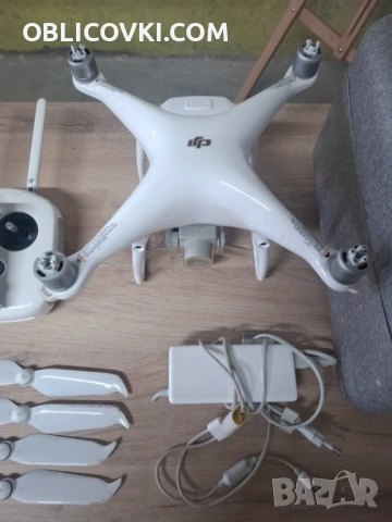 Дрон DJI Phantom 4 Pro V2.0, снимка 3 - Дронове и аксесоари - 54713145