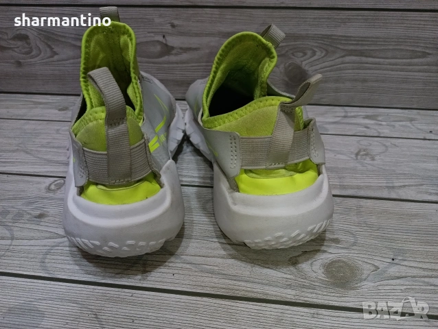 Nike Flex Runner 2 N 40, снимка 3 - Маратонки - 54402684