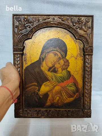 Красива икона на "Св.Богородица".Масивна, богато орнаментирана дървена рамка, снимка 3 - Антикварни и старинни предмети - 55414202