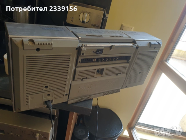 Радиокасетофон Philips D8614 1982 г., снимка 3 - Радиокасетофони, транзистори - 55229866