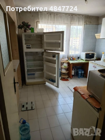 Продава се просторен многостаен апартамент, снимка 4 - Апартаменти - 54786599