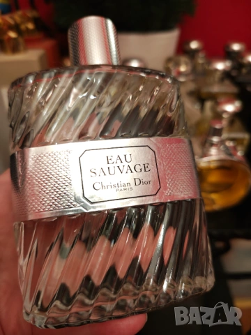 Dior Eau sauvage 200 ml, снимка 2 - Мъжки парфюми - 54569359
