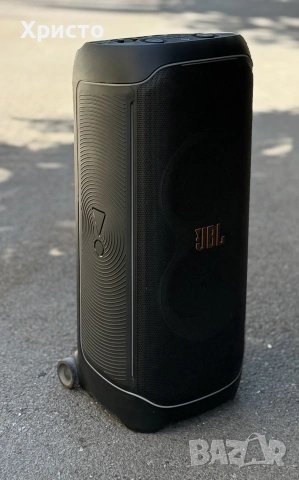 ГАРАНЦИОННА! Аудио система JBL Partybox Ultimate, 1100W, Original Pro Sound, Dolby, Wi-Fi, Bluetooth, снимка 3 - Тонколони - 55277864