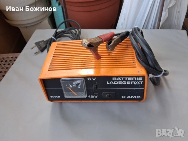 Зарядно  за акумулатори BOSCH, 12V и 6V., снимка 4 - Оригинални зарядни - 54413324