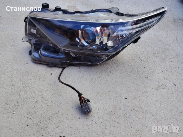 Ляв фар Left Headlight Toyota Auris / Тойота Аурис Facelift OM 81150-02K30