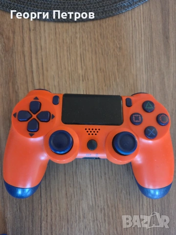Ps4 перфектно състояние с 3 игри и джойстик без stick drift , снимка 3 - PlayStation конзоли - 55164256